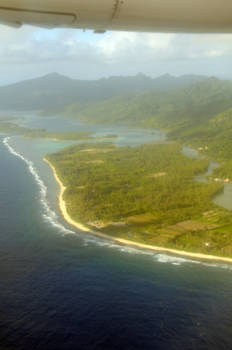 Frans-Polynesië - Huahine vanuit de lucht