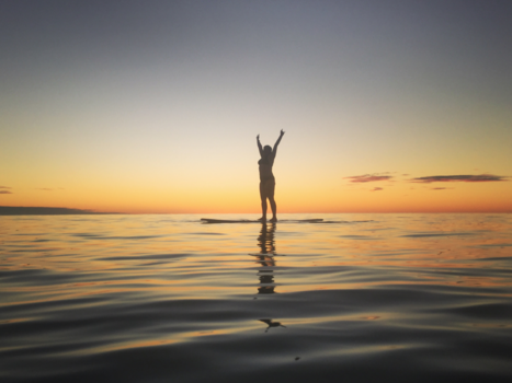 Yasawa Islands - Me on a paddle board during the beautiful yawasa 🌅