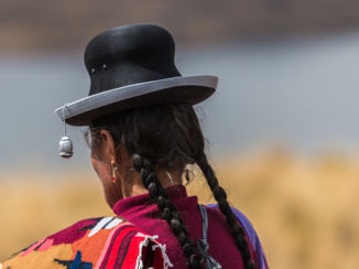 Sawadee - Lokale verkoopster met een typische Peruaanse hoedje