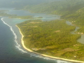 Frans-Polynesië - Huahine vanuit de lucht
